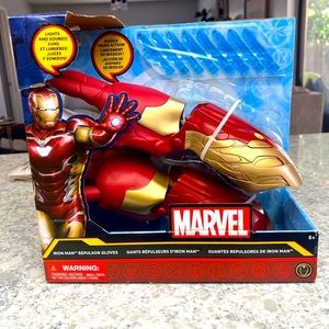 Marvel Iron Man Hands lights and sounds